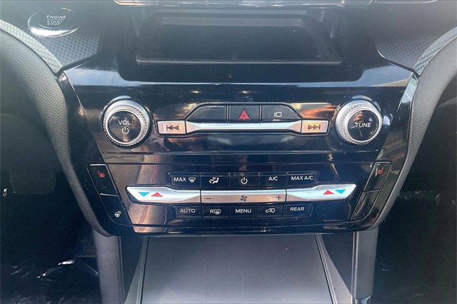 Certified 2022 Ford Explorer ST-Line w/ Class IV Trailer Tow Package image 32