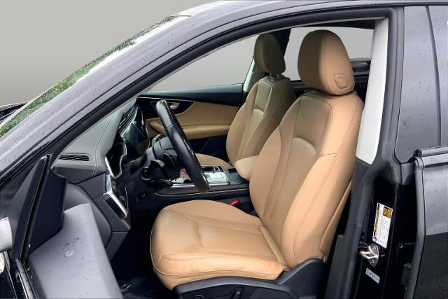 Used 2023 Audi Q8 Prestige AWD/4WD image 9