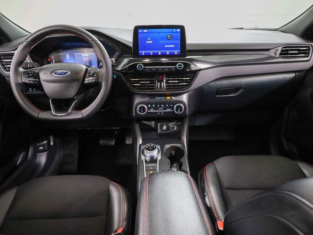 Certified 2025 Ford Escape ST-Line AWD/4WD image 10