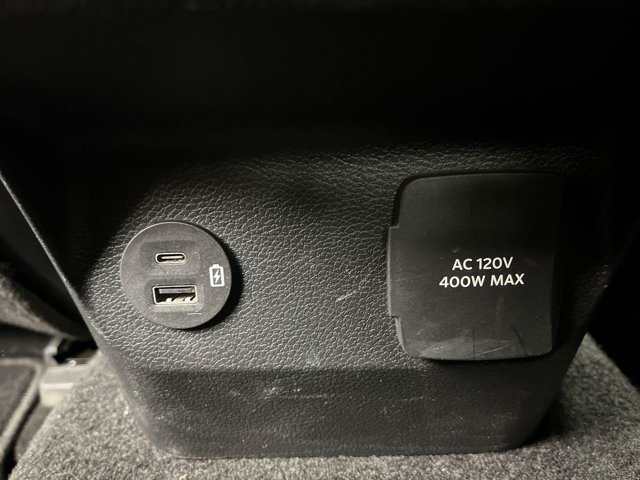 Certified 2025 Ford Ranger XLT w/ Trailer Tow Package AWD/4WD image 15