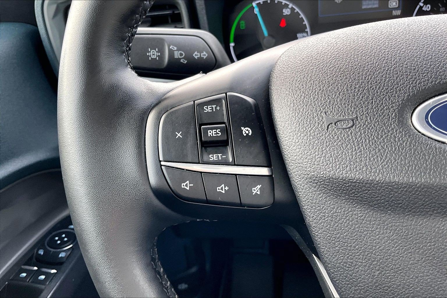Certified 2024 Ford Maverick XLT w/ XLT Luxury Package FWD image 17