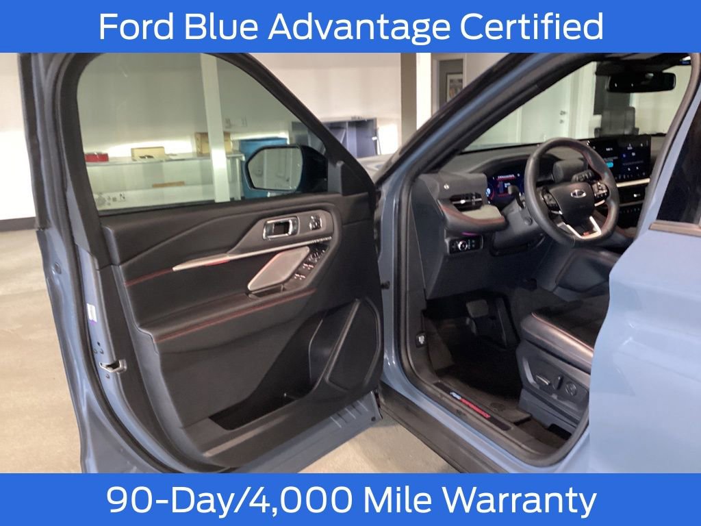 Certified 2025 Ford Explorer ST image 11