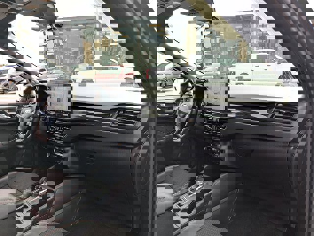 Certified 2024 Ford Escape ST-Line w/ Tech Pack #1 image 38