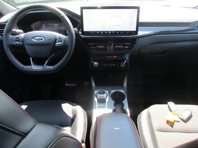 Certified 2023 Ford Escape ST-Line w/ Tech Pack #1 AWD/4WD image 6