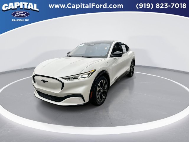 Certified 2023 Ford Mustang Mach-E Premium AWD/4WD image 4