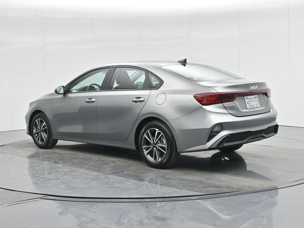 Used 2022 Kia Forte LXS FWD image 22