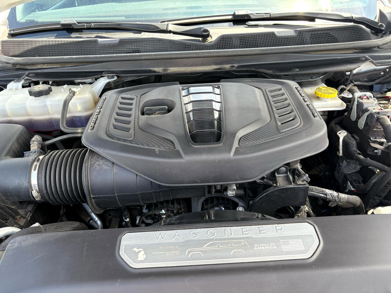 Used 2024 Jeep Wagoneer L Series II w/ Flexible Seating Group image 68