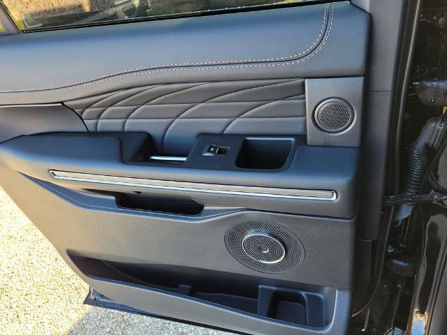Certified 2024 Ford Expedition Max Platinum image 16
