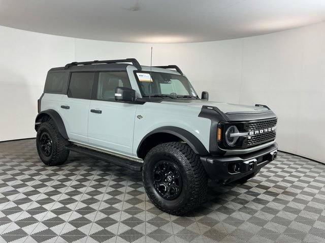 Certified 2023 Ford Bronco Wildtrak AWD/4WD image 3