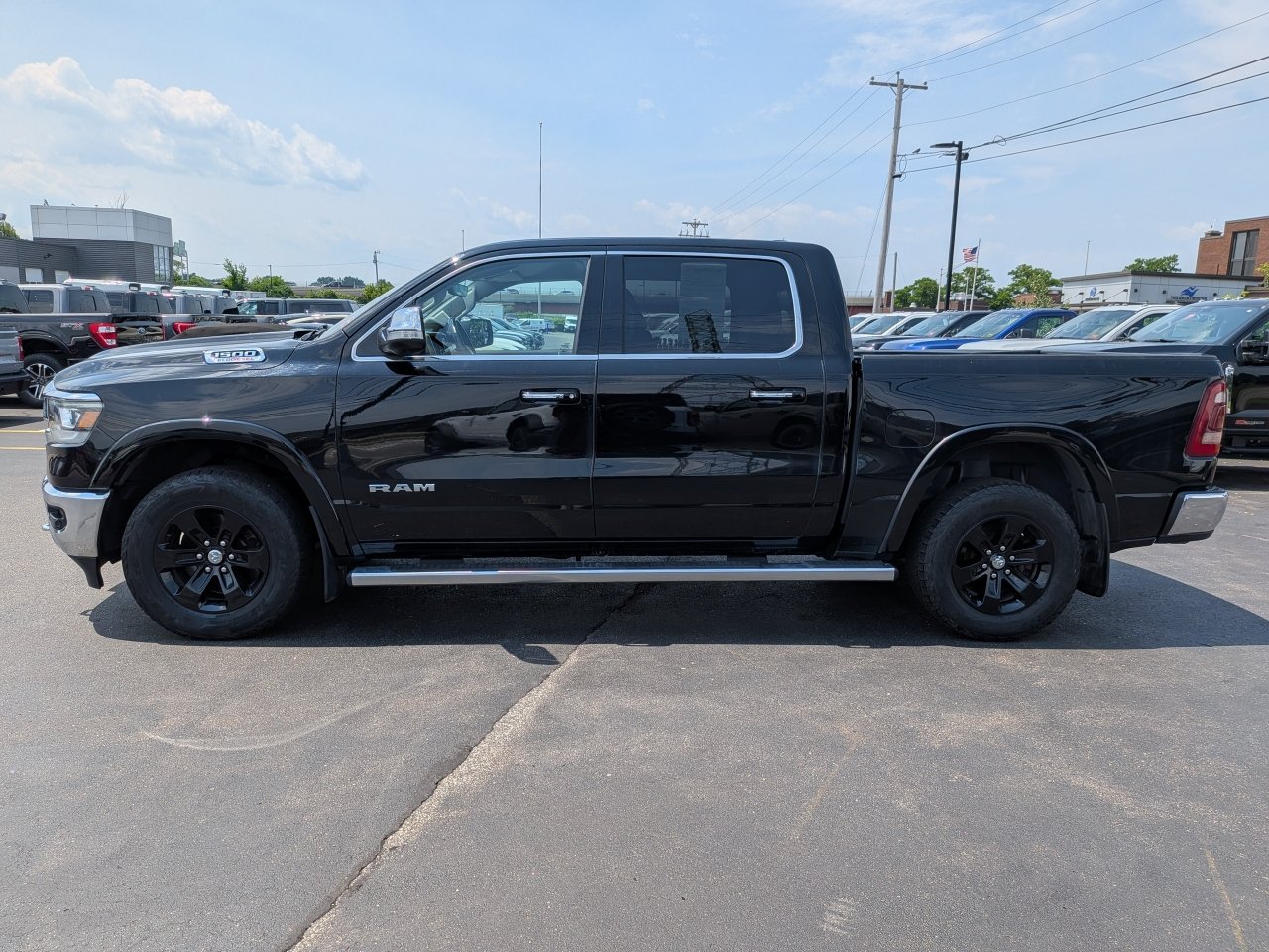 Used 2022 RAM 1500 Laramie AWD/4WD image 7