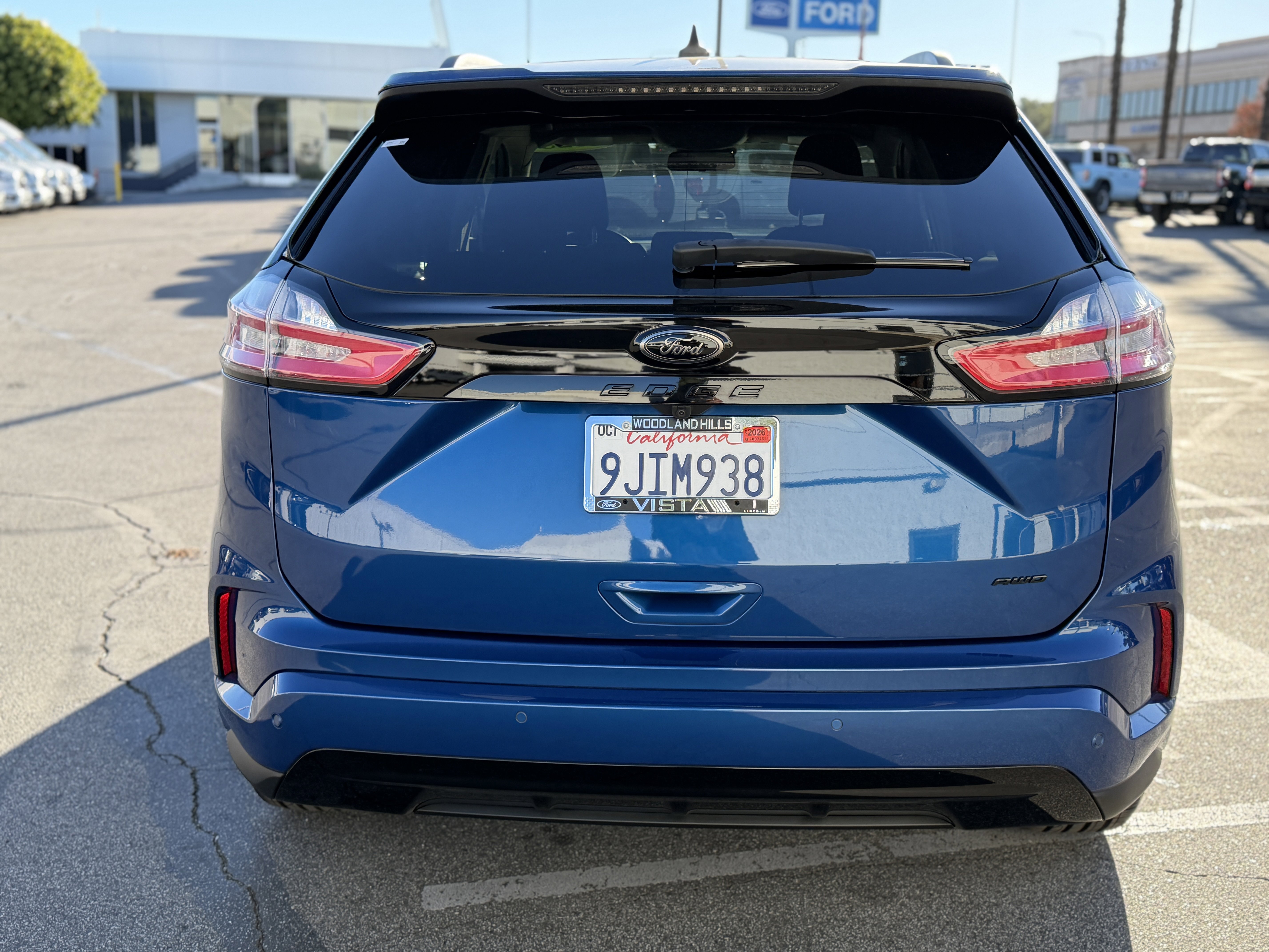 Certified 2023 Ford Edge SE w/ Black Appearance Package image 6