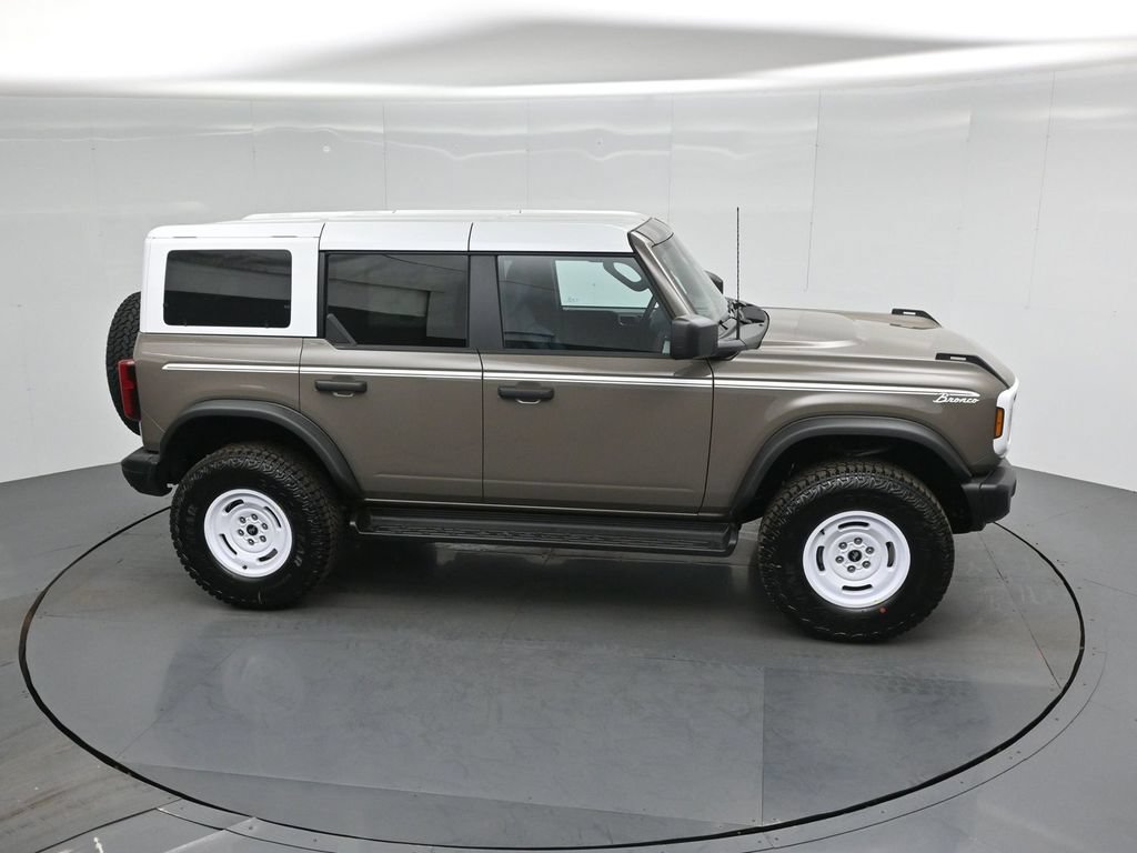 Certified 2026 Ford Bronco Heritage Edition AWD/4WD image 52
