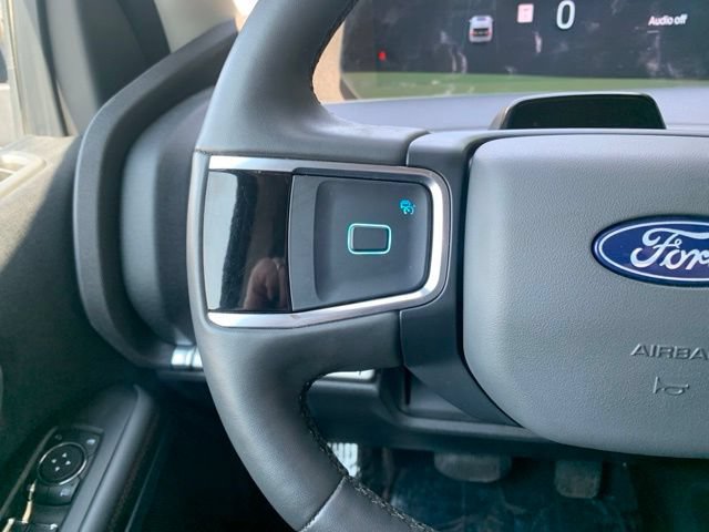 Certified 2025 Ford Expedition Active AWD/4WD image 30