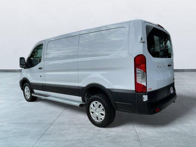 Certified 2025 Ford Transit 250 Low Roof w/ Exterior Upgrade Package RWD image 5
