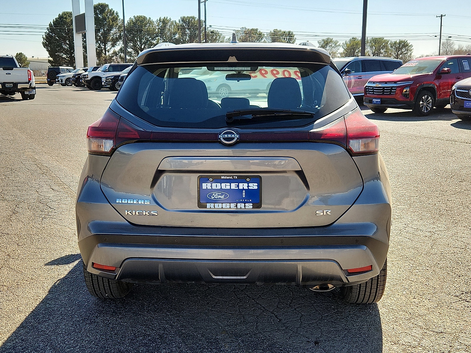 Used 2024 Nissan Kicks SR image 4
