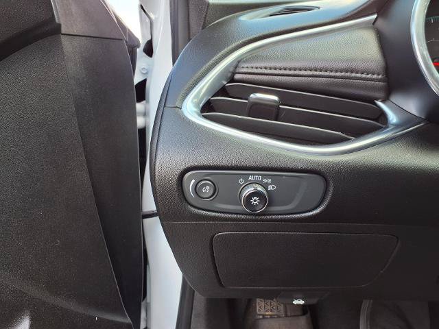 Used 2019 Chevrolet Malibu LT w/ Leather Package FWD image 18