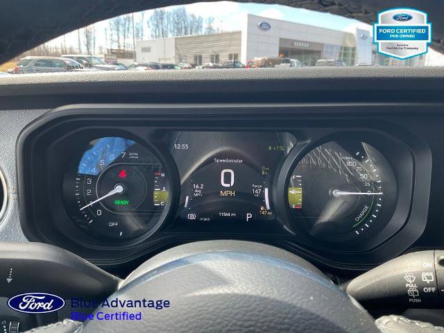 Used 2025 Jeep Wrangler Unlimited Sahara AWD/4WD image 10