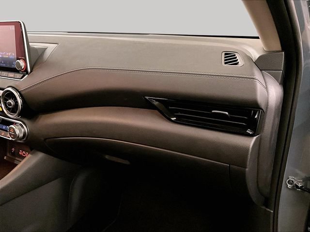 Used 2025 Nissan Sentra SV w/ All-Weather Package FWD image 15