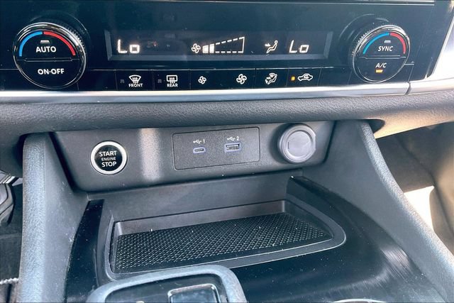 Used 2023 Nissan Rogue SV FWD image 33