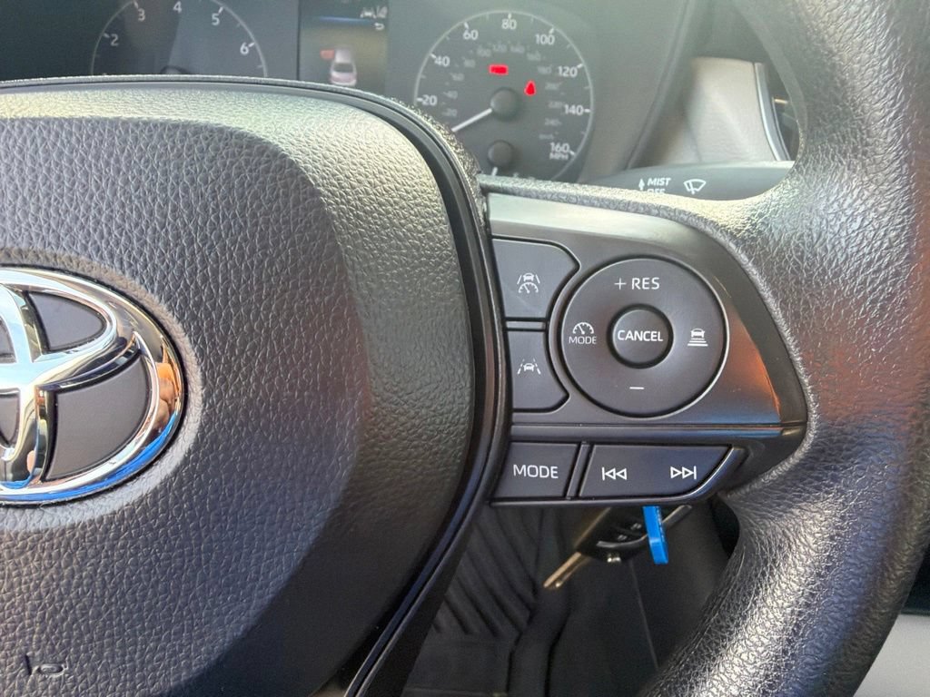 Used 2024 Toyota Corolla LE FWD image 21