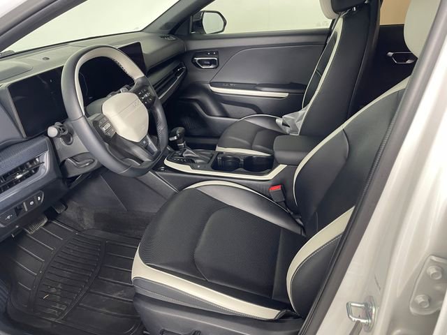 Used 2025 Kia K4 GT-Line w/ GT-Line Premium Package FWD image 2