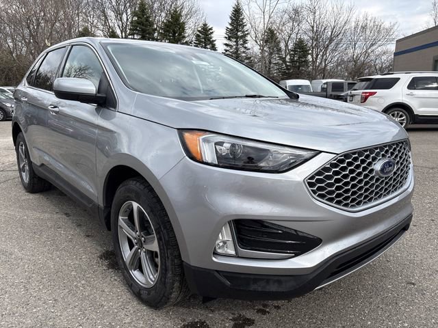 Certified 2024 Ford Edge SEL w/ Convenience Package image 2