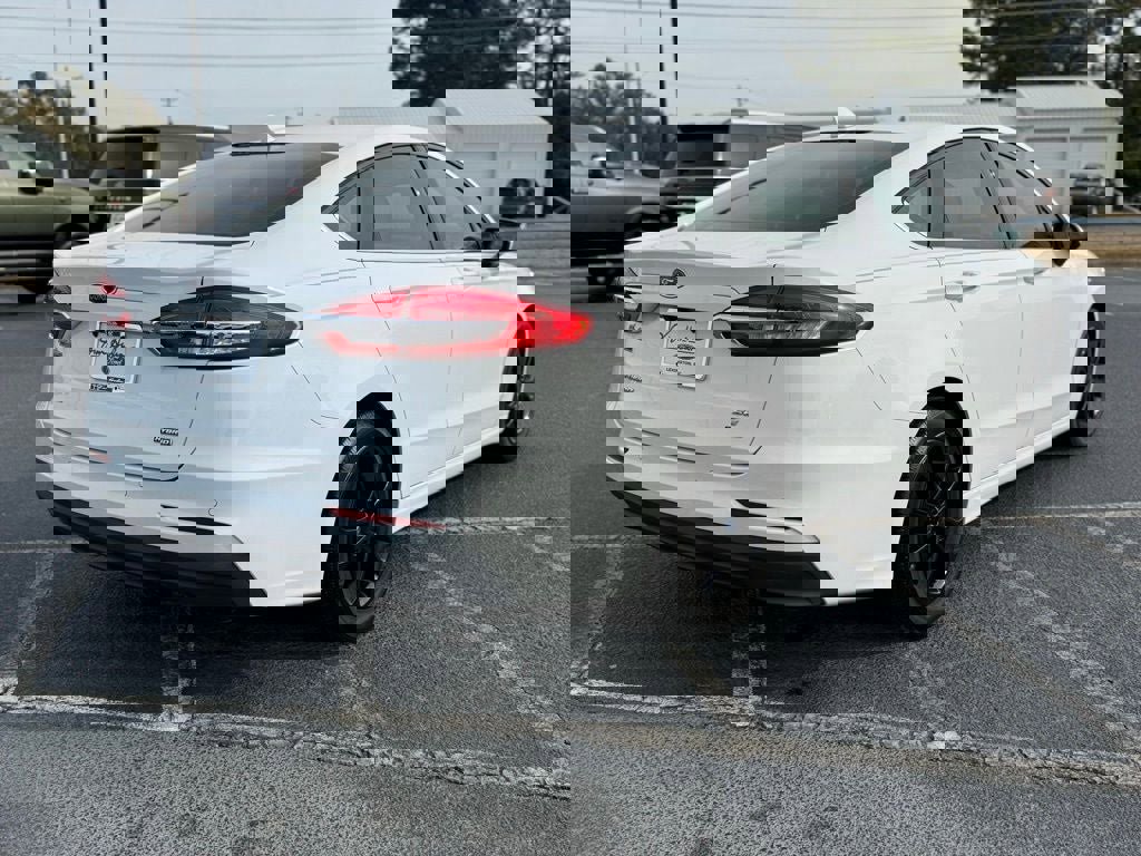 Certified 2020 Ford Fusion SE image 8