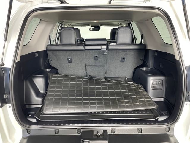 Used 2023 Toyota 4Runner Limited AWD/4WD image 19