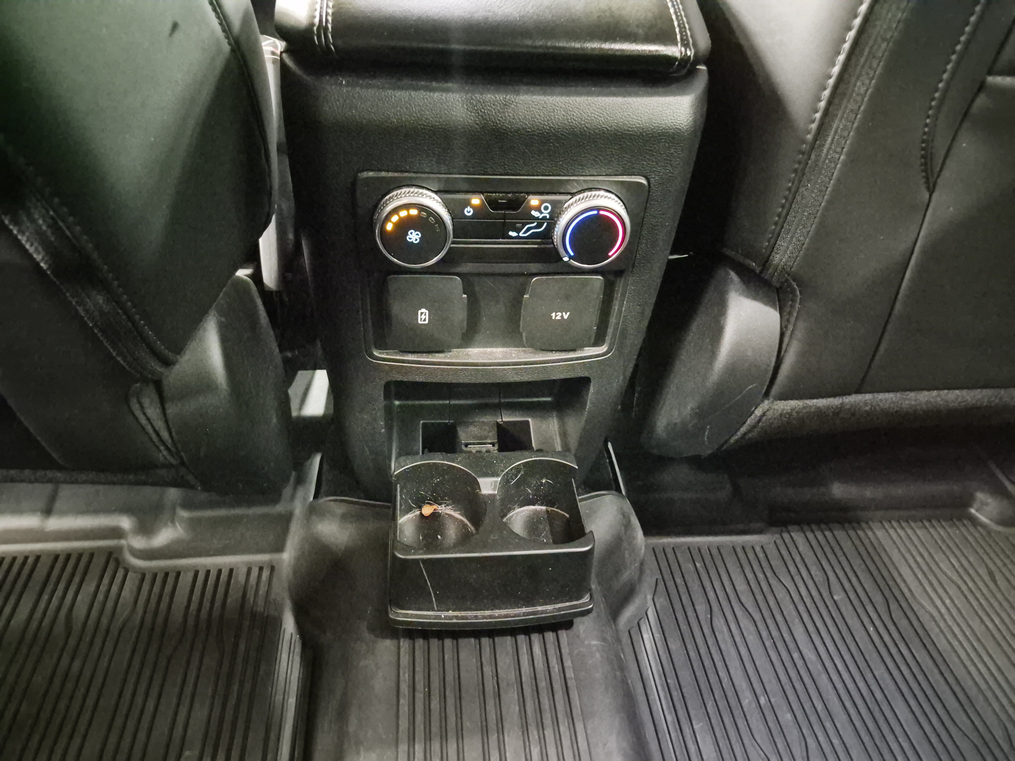 Certified 2023 Ford Explorer XLT w/ Equipment Group 202A RWD image 17