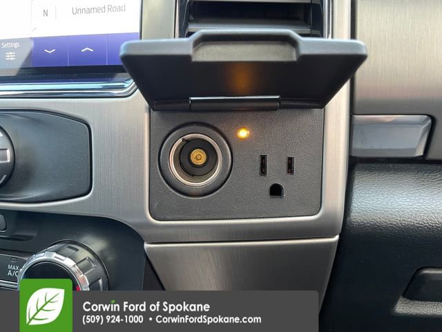 Certified 2022 Ford F450 Platinum w/ FX4 Off-Road Package image 38