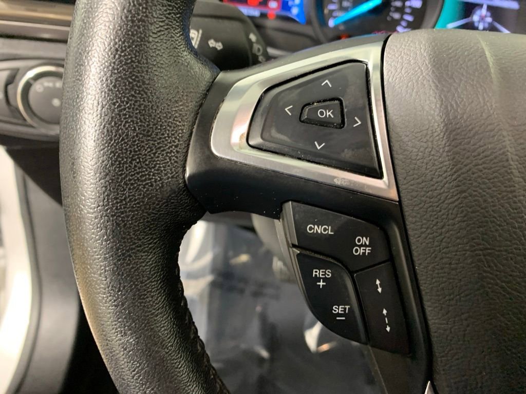 Certified 2017 Ford Fusion Energi SE FWD image 19
