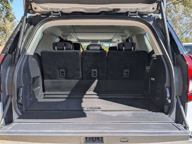 Certified 2025 Ford Expedition Platinum AWD/4WD image 12