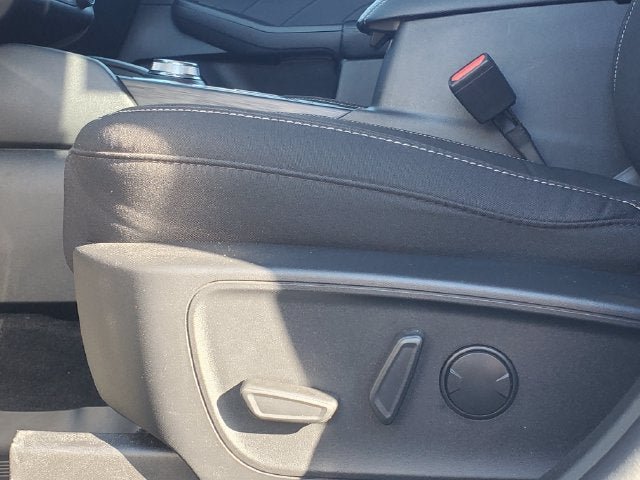 Certified 2024 Ford Escape Active AWD/4WD image 6