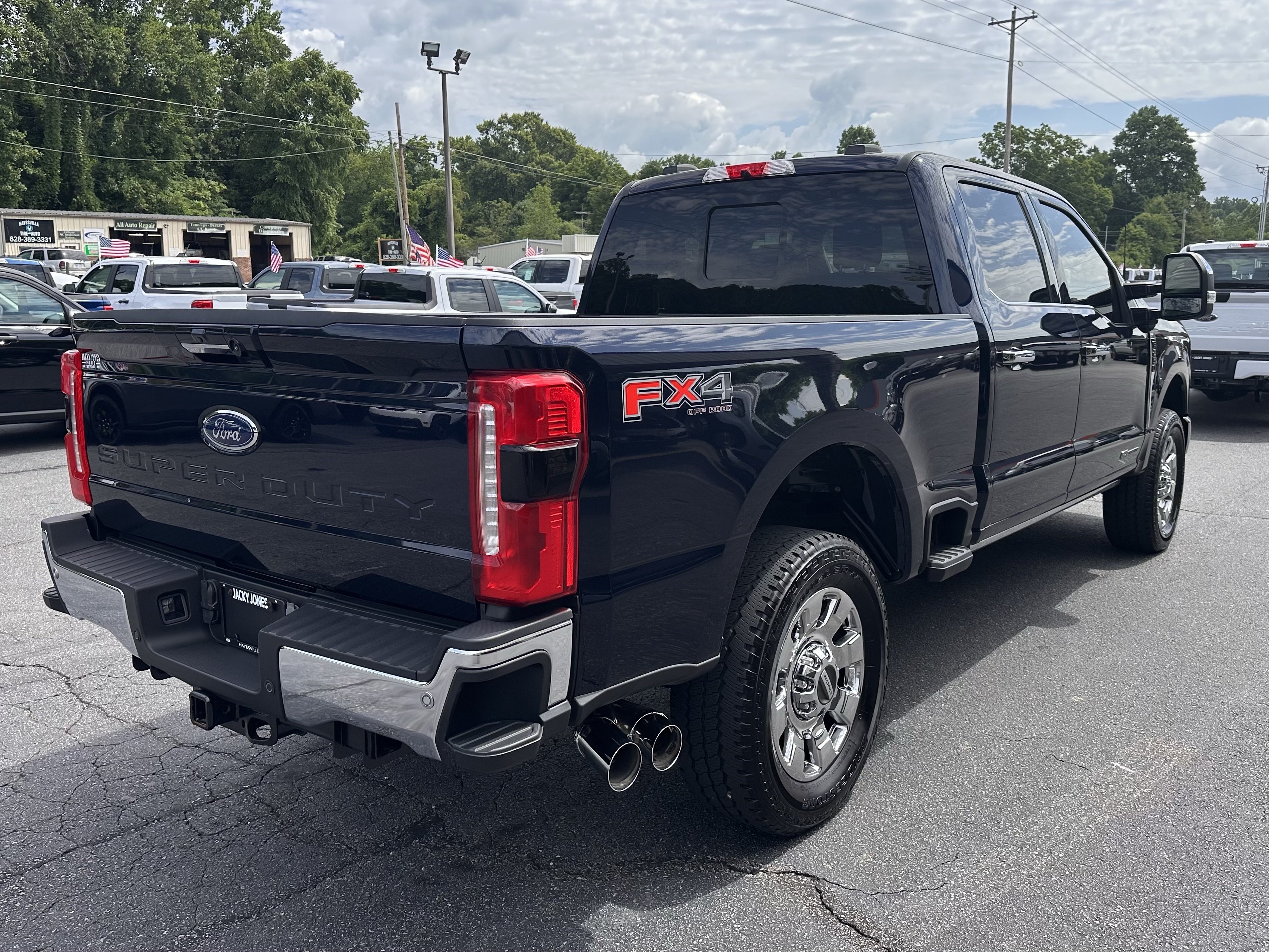Certified 2024 Ford F250 Lariat w/ Lariat Ultimate Package AWD/4WD image 6
