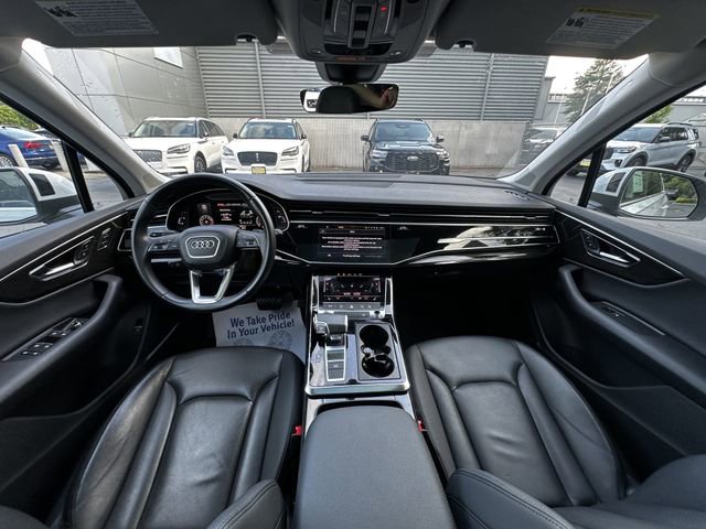 Used 2022 Audi Q7 3.0T Premium Plus w/ Premium Plus Package AWD/4WD image 3