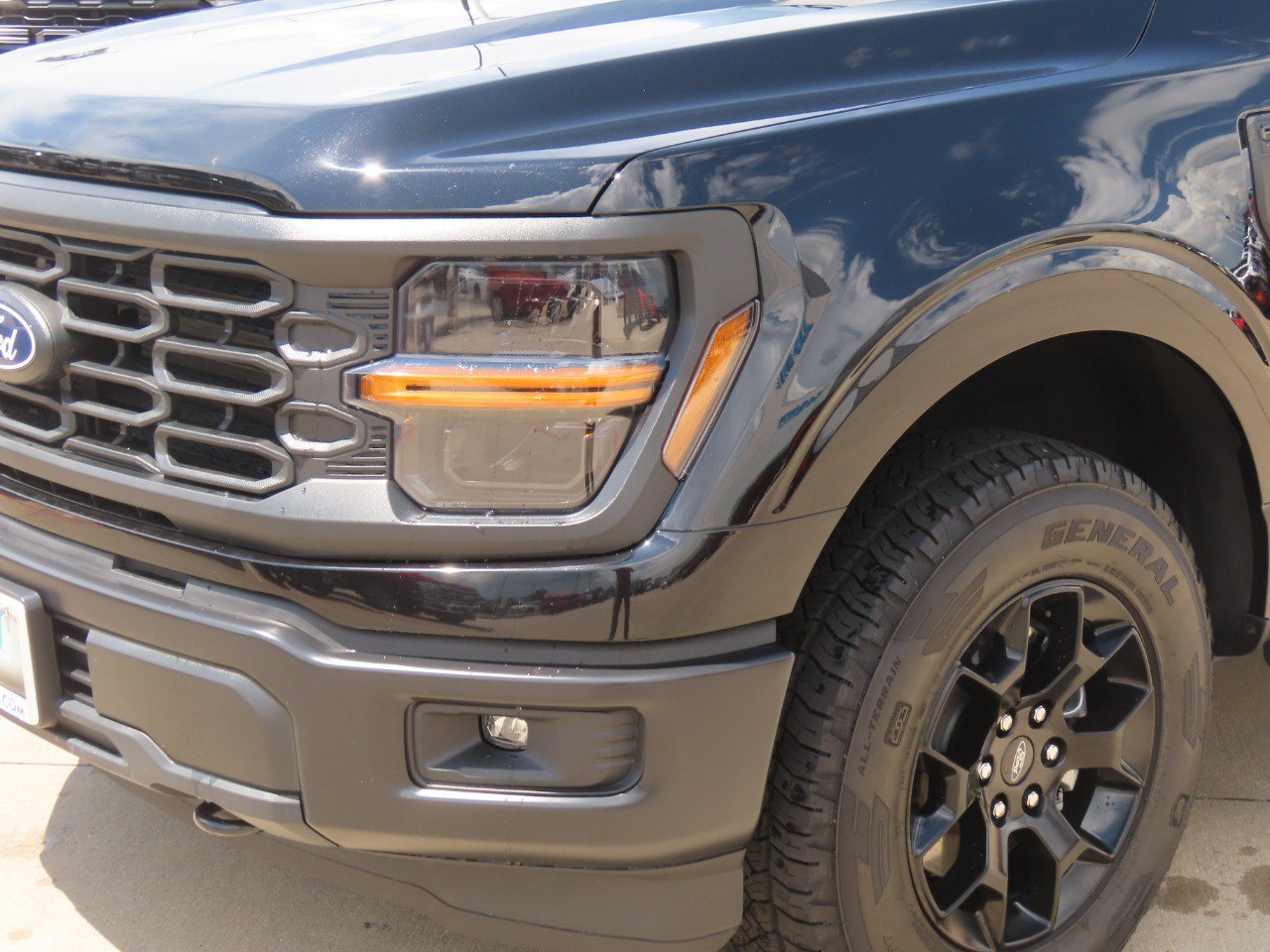 Certified 2025 Ford F150 STX AWD/4WD image 3