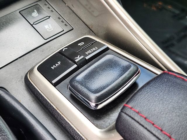Used 2019 Lexus IS 300 AWD image 26
