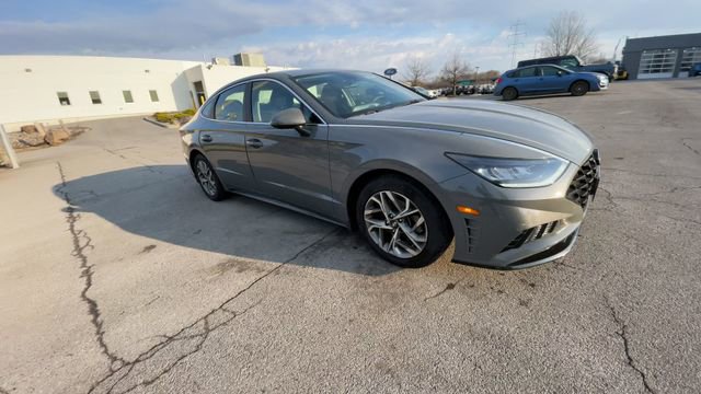 Used 2023 Hyundai Sonata SEL w/ Winter Weather Package image 2