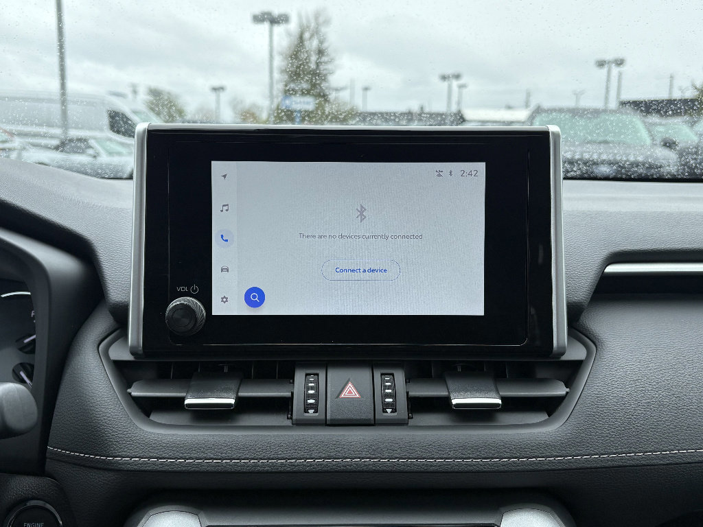 Used 2025 Toyota RAV4 XLE Premium w/ Weather Package AWD/4WD image 19