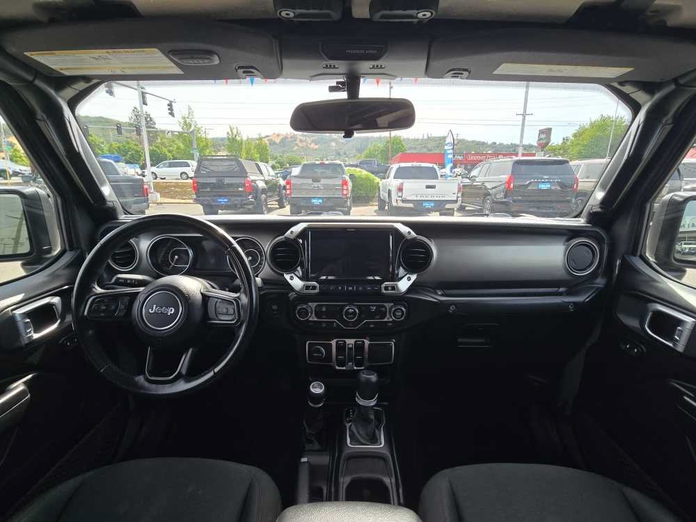 Used 2020 Jeep Gladiator Sport w/ Quick Order Package 24S AWD/4WD image 15