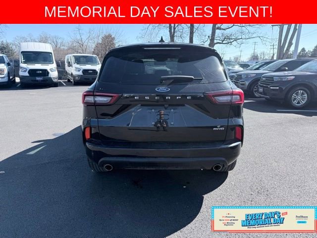 Certified 2023 Ford Escape ST-Line Elite AWD/4WD image 6