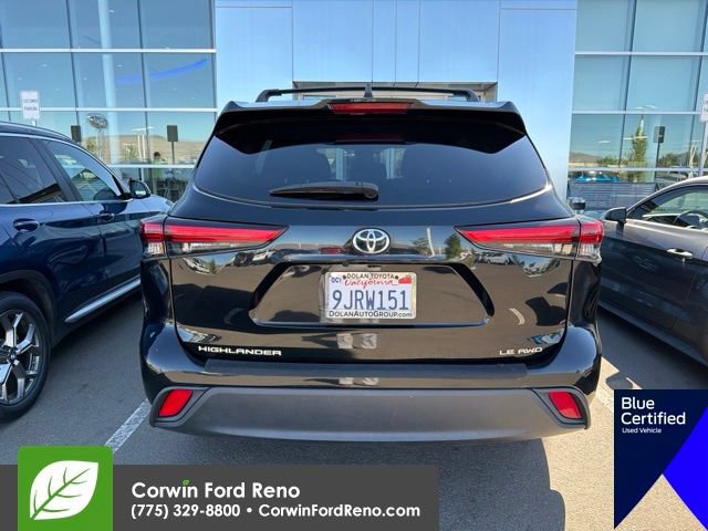 Used 2022 Toyota Highlander LE AWD/4WD image 4