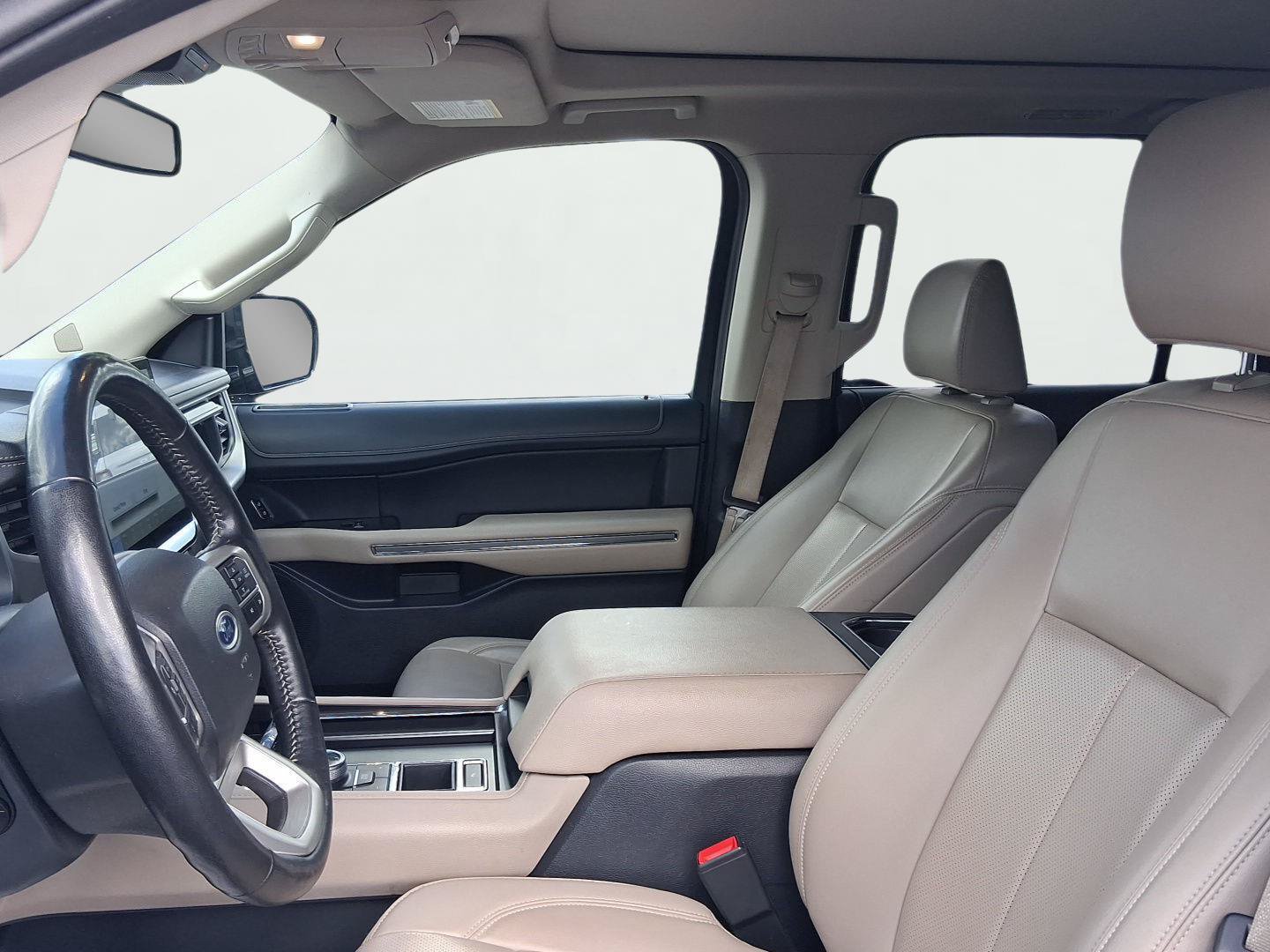 Certified 2023 Ford Expedition XLT RWD image 11