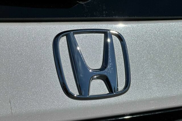 Used 2025 Honda Pilot EX-L image 27