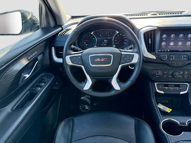 Used 2024 GMC Terrain SLT image 18