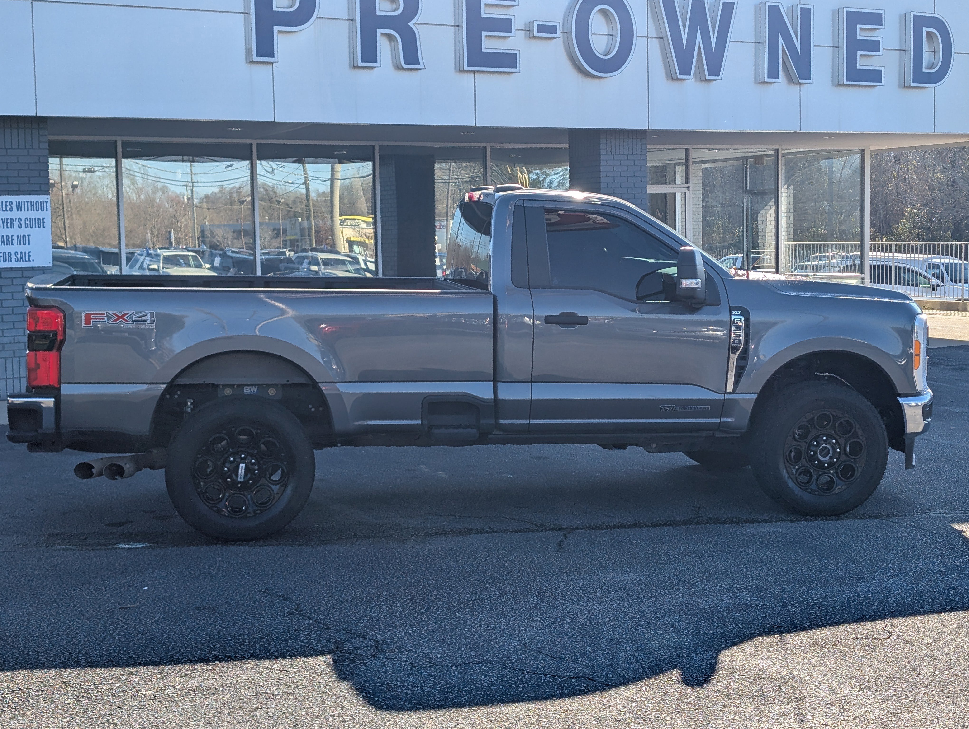 Certified 2023 Ford F350 XLT w/ 360-Degree Camera Package image 2