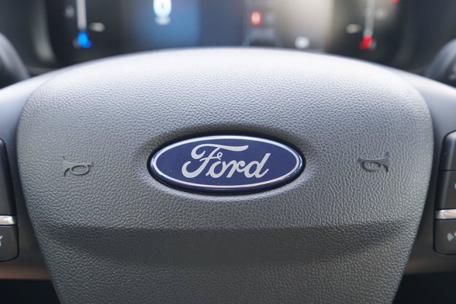 Certified 2025 Ford Maverick Lobo AWD/4WD image 15