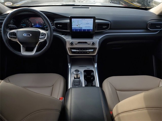 Certified 2023 Ford Explorer XLT w/ Equipment Group 202A image 25