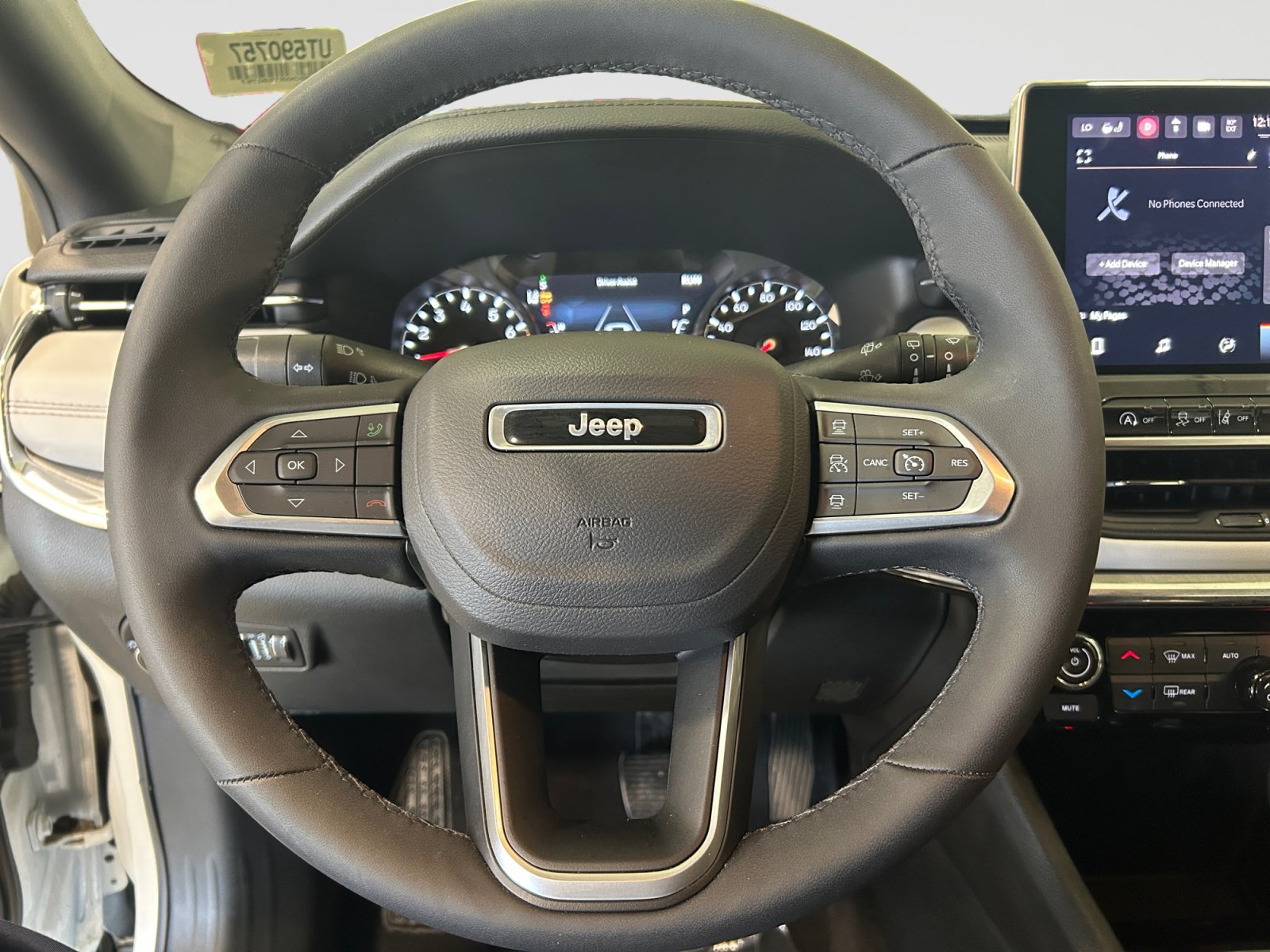 Used 2024 Jeep Compass Limited AWD/4WD image 12