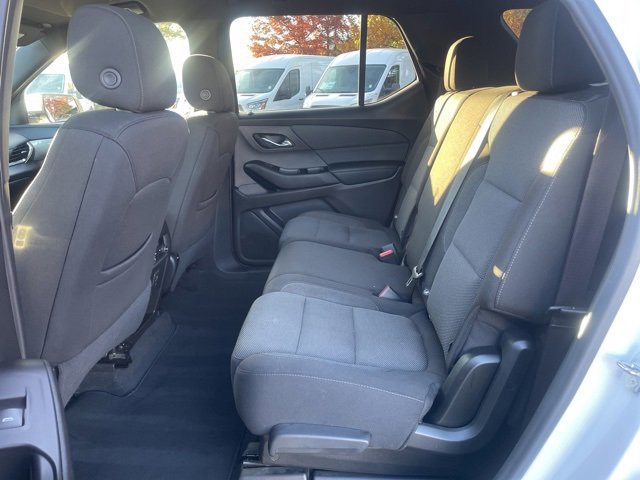 Used 2023 Chevrolet Traverse LT image 42